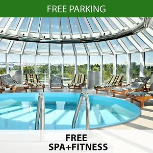 Hotel Cosmopolitan Bobycentrum - Czech Leading ****