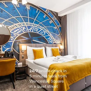 3* Отель A1 Royal Plaza